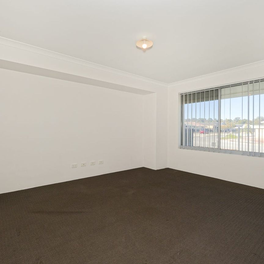 LAKELANDS 3X2 HOME FOR LEASE - Photo 1