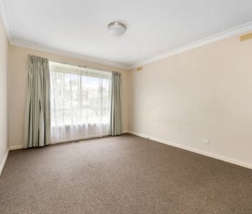 Neat Family Home in Quiet White Hills Location - Photo 5