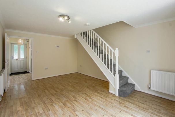 2 bedroom terraced house to rent - Photo 1