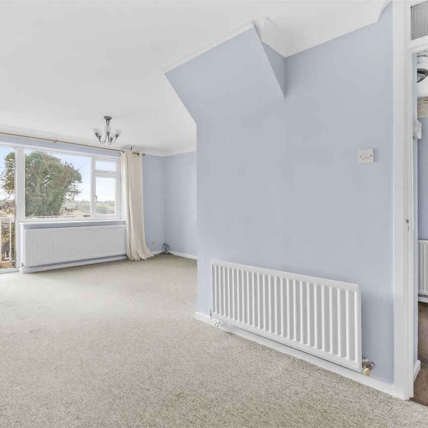 Westover Court, High Wycombe - Photo 1