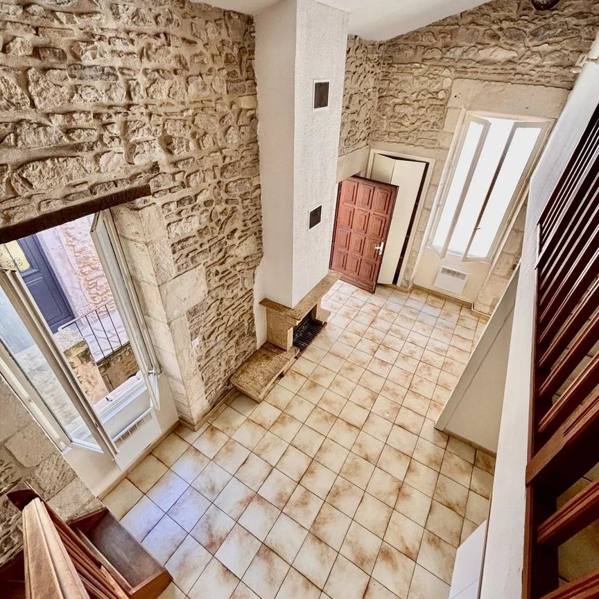 Location Appartement 3 pièces 56m² NIMES 30000 - Photo 1