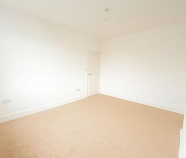 4 bedroom House To Let Total Size: 1217 SQ FT - Photo 5