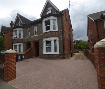 1 bedroom Flat To Let - Photo 4