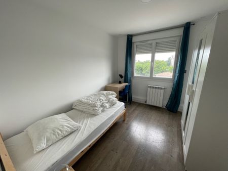 Location Appartement 4 pièces 64m² PESSAC 33600 - Photo 3