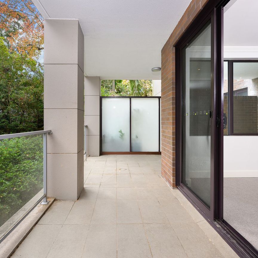 Impressive 2 bedroom Unit, Walk to Schools and Shops - Photo 1
