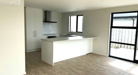 New Two Bedroom Apartments - Photo 2