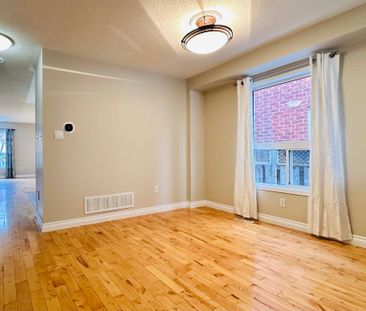 For Lease - 3851 Foxborough Trail, Mississauga, Ontario - Photo 1