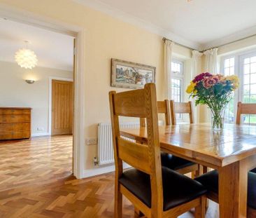 4 bedroom detached house to rent - Photo 1