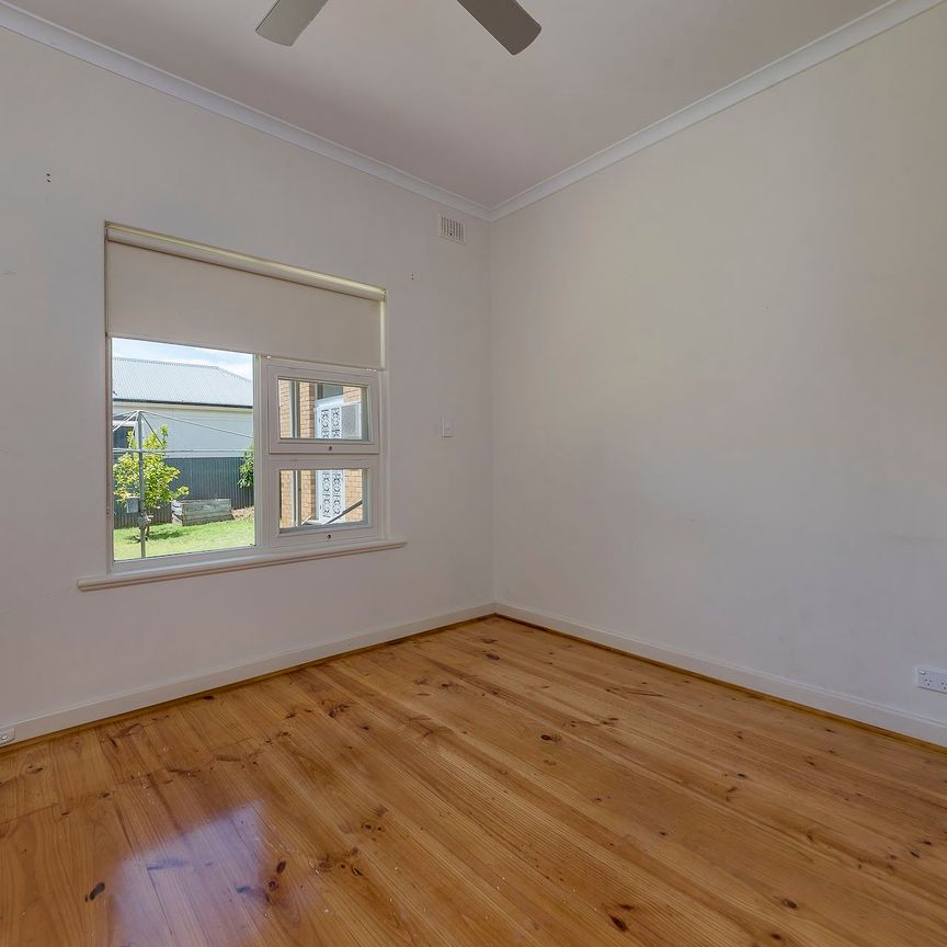 17 Hampton Street, Hawthorn. - Photo 1