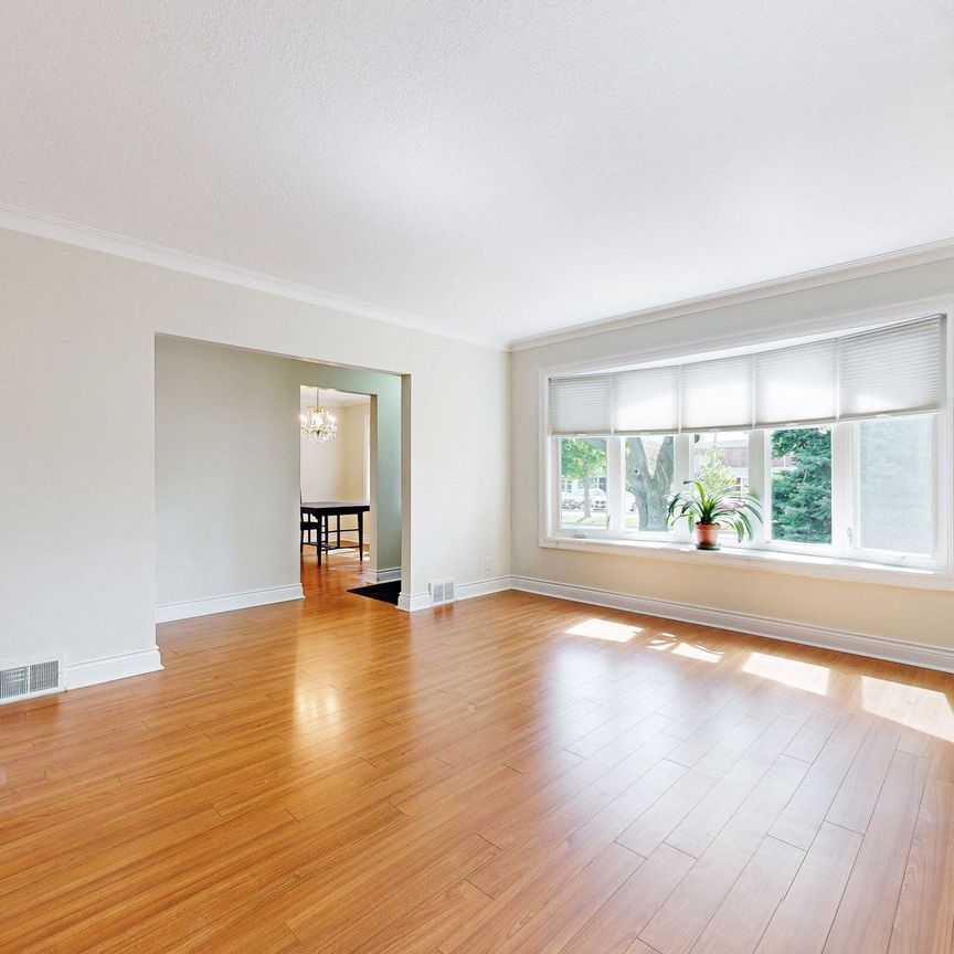 For Lease - 3 Orianna Drive, Toronto, Ontario - Photo 1