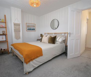 3 bedroom terraced house to rent - Photo 6