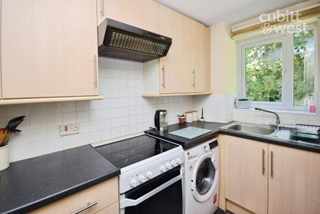 1 bedroom apartment to rent - Photo 2