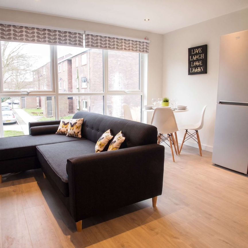 Sheldrick Close Room 2 - Photo 1