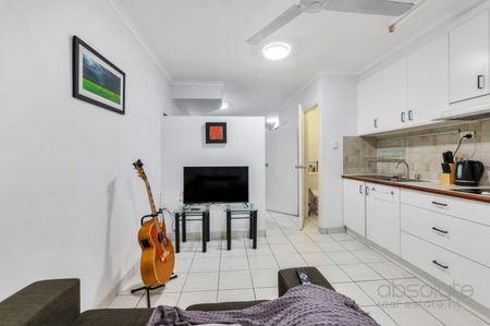 131/21 Cavenagh Street, Darwin City - Photo 2