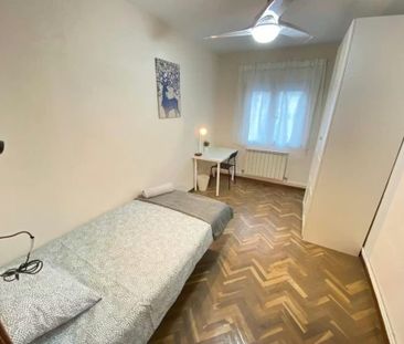 Calle del Doctor Bellido, Madrid, Community of Madrid 28018 - Photo 5