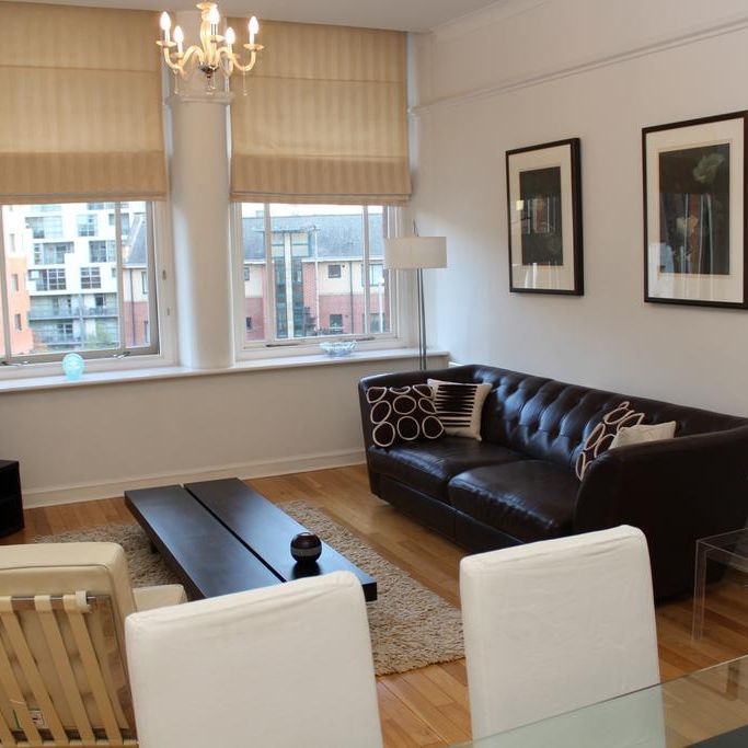2 bedroom flat to rent - Photo 1