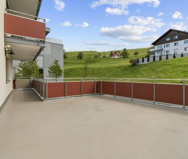 Naturnahes Wohnen mit einer grosszügigen Terrasse - Foto 3