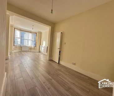 3 bedroom end of terrace house to rent - Photo 1