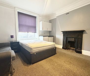 Devonshire Street, KEIGHLEY - Photo 1