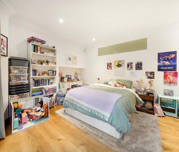 3 bedroom flat to rent - Photo 6