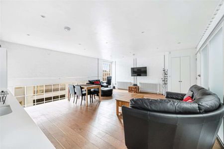 This beautifully presented apartment combines historic charm with contemporary living. - Photo 2