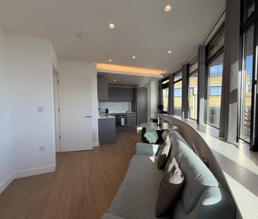 1 bedroom flat to rent - Photo 2