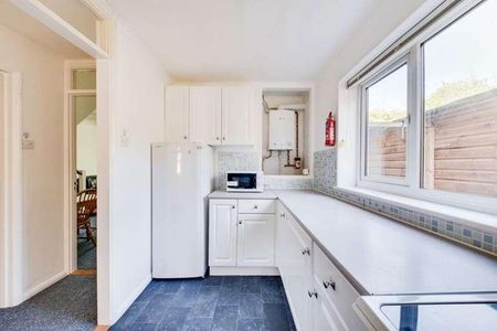 St Michaels Road, Canterbury, CT2 - Photo 5