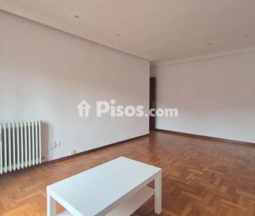 Piso en alquiler en Delicias - Photo 1