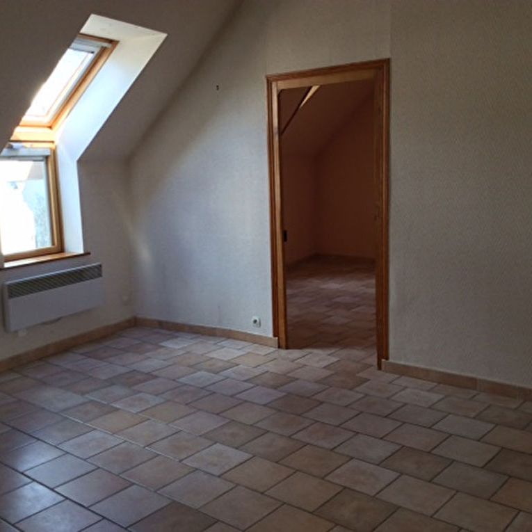 Location appartement 4 pièces, 76.00m², Pruniers-en-Sologne - Photo 1