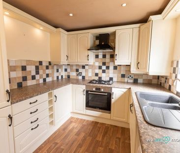 2 bedroom terraced house to rent - Photo 4