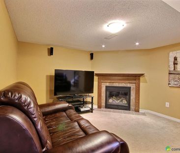 For Lease - 226 Lamplighters Drive, Barrhaven, Ontario - Photo 6