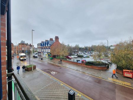 2 bedroom flat to rent - Photo 4