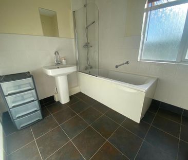 6 bedroom semi-detached house to rent - Photo 6