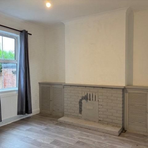 2 bedroom semi-detached house to rent - Photo 1