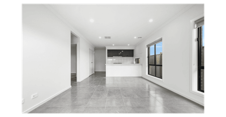 Modern, Low-Maintenance & Perfectly Positioned Living in Prime Tarneit Location - Photo 4