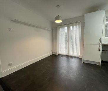 Netherfields Crescent, Middlesbrough - Photo 3