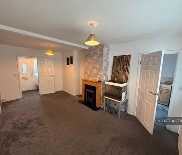 3 bedroom terraced house to rent - Photo 1