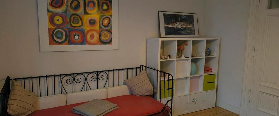 Mieterin f. Zimmer ges.,15m2,zzgl. priv.Bad, vorerst ztl.begrenzt - Photo 1