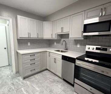 For Lease - 233 Pannahill Road Unit# Unit 1, Toronto, Ontario - Photo 3