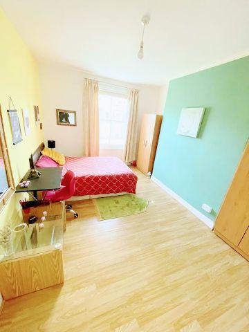 Room in a Shared House, London, W9 - Photo 3