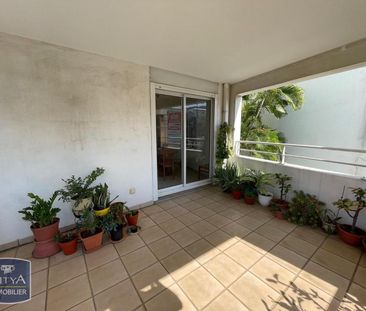 Location Appartement 2 pièces 66m² ST DENIS 97400 - Photo 3