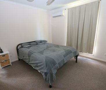 9 Cox Crescent - Photo 2