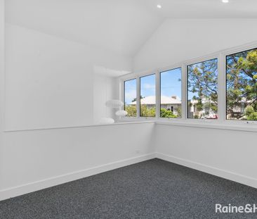 2A Latrobe Street, Newport, VIC 3015 - Photo 6