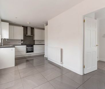 57 Laurelhill Road, LISBURN, BT28 2UH - Photo 6