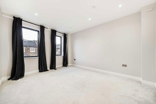 4 bedroom house to rent - Photo 1