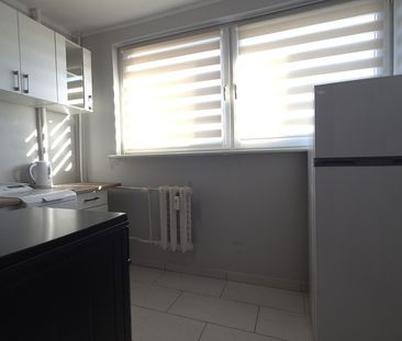 Ładna Kawalerka! 33 m2. Osobna kuchnia. - Фото 6