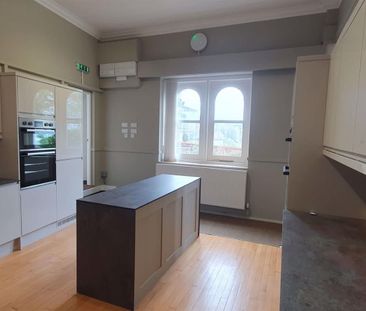 Hensmans Hill, Bristol - Photo 1