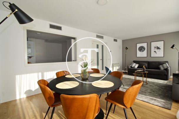 Monthly rental penthouse with 3 bedroom near Puerta de Atocha Station - Photo 1