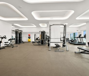 For Lease - 3200 Dakota Common Unit# B301, Burlington, Ontario - Photo 4