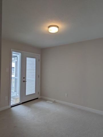 For Lease - 607 Terrier Circle, Stittsville - Munster - Richmond, Ontario - Photo 2